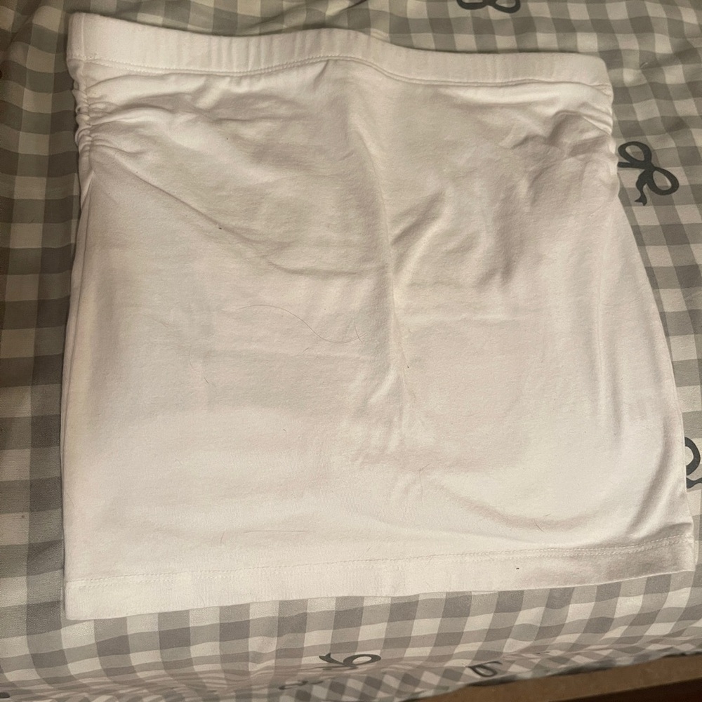 Zenana Outfitters Classic White Tube Top